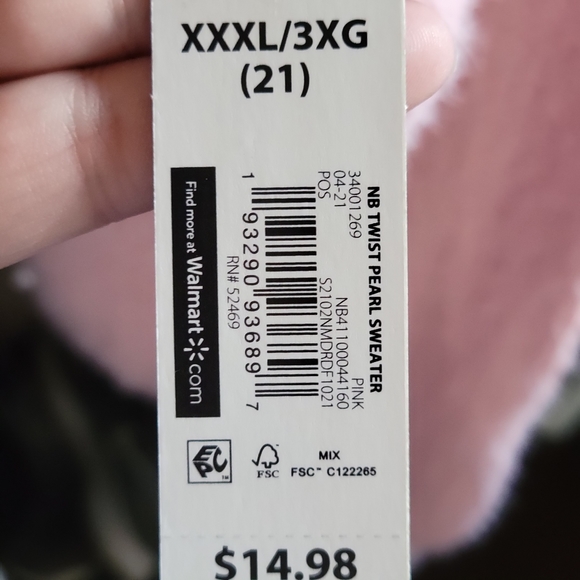 Soft and fuzzy cropped sweater with pearls. - Picture 3 of 3